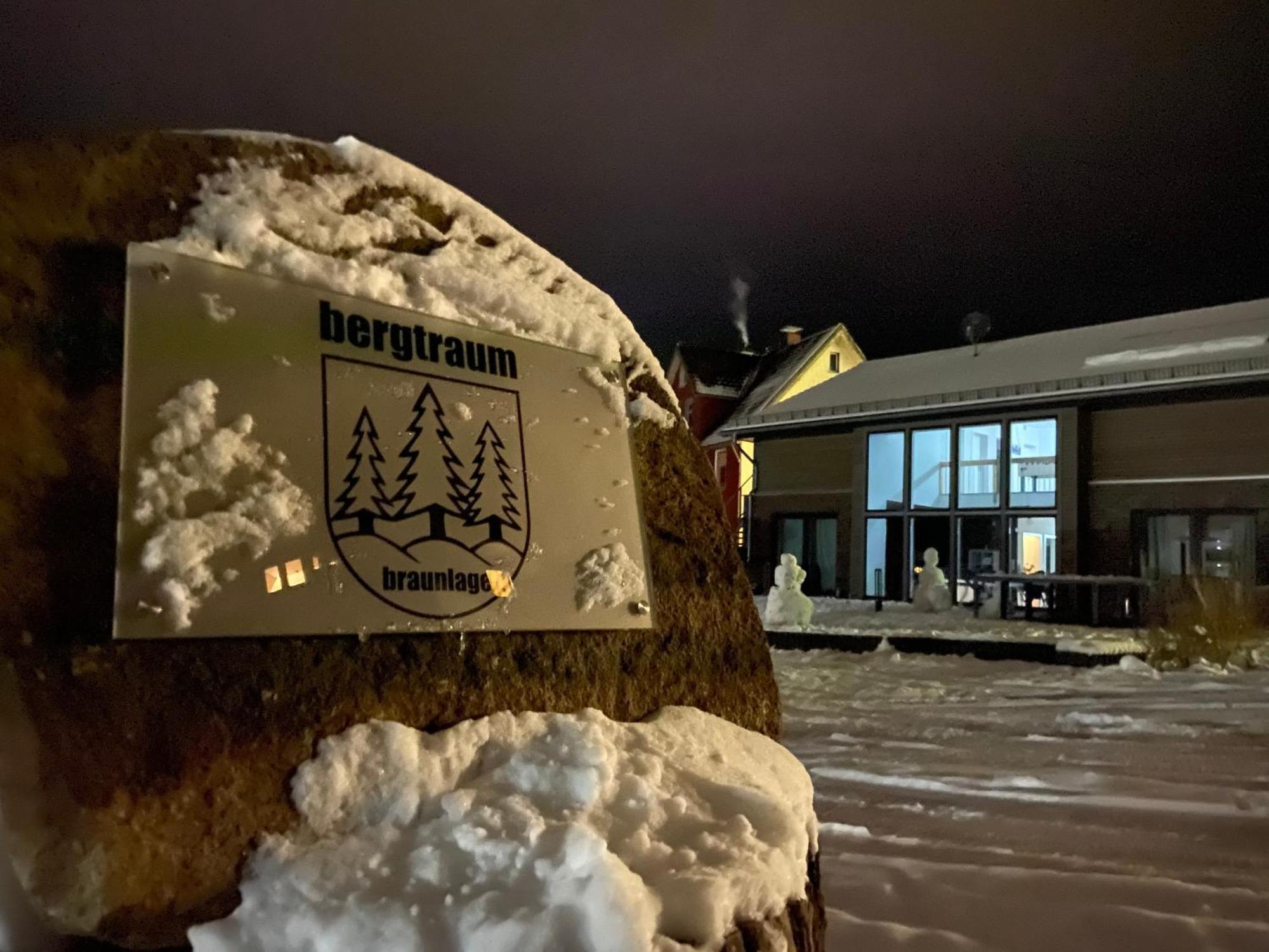 Bergtraum Braunlage Im Harz, 17 Gaeste, Sauna, Pool Villa Luaran gambar